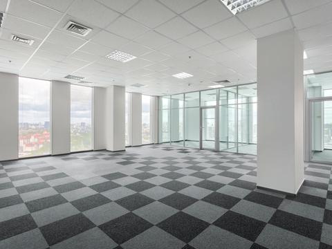 комерційна за адресою Миколи Амосова вул., 12