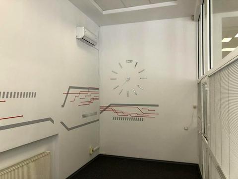 коммерческая по адресу Владимира Моссаковского ул. (Клари Цеткін), 1