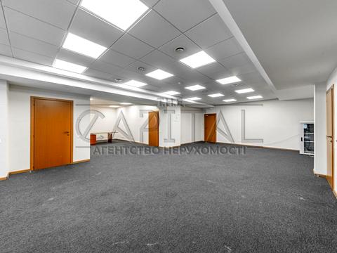 комерційна за адресою Ділова вул. (Димитрова), 5-Б