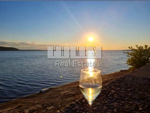 будинок за адресою Набережна