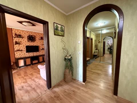 квартира за адресою Ревуцького вул., 18