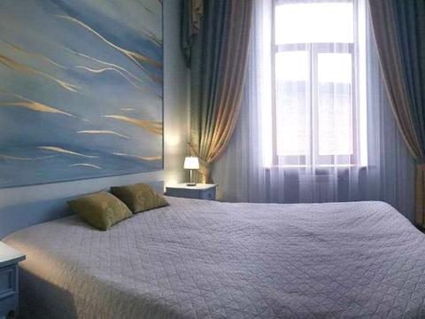 квартира за адресою Набережно-Хрещатицька вул., 7