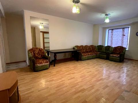 квартира за адресою Грушевського вул., 15