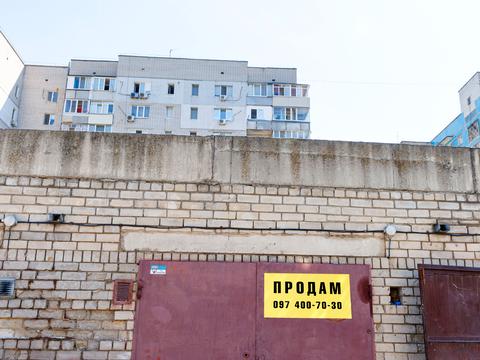 коммерческая по адресу Гетьманська, 53