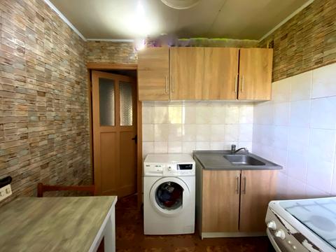 квартира за адресою Космонавтів вул., 21/2
