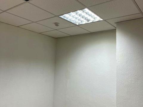 комерційна за адресою Шевченка бульв., 208