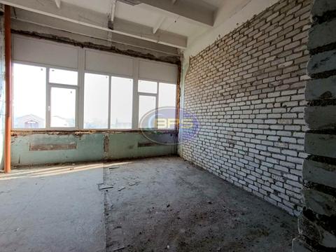 комерційна за адресою Отамана Головатого вул., 84