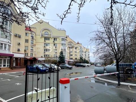 комерційна за адресою Володимира Івасюка просп. (Героїв Сталінграду), 24