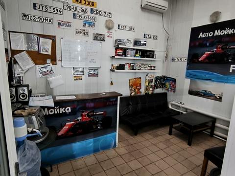 комерційна за адресою Небесної Сотні просп. (Маршала Жукова), 14