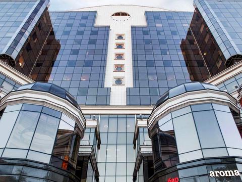комерційна за адресою Жилянська вул., 75