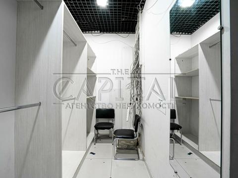 комерційна за адресою Мокра вул. (Кудряшова), 999