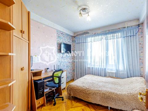 квартира за адресою Ореста Левицького вул. (Академіка Курчатова), 3