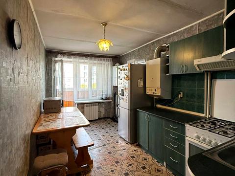 квартира за адресою Хотинська вул., 9