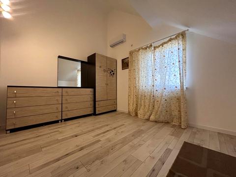 будинок за адресою Лугова