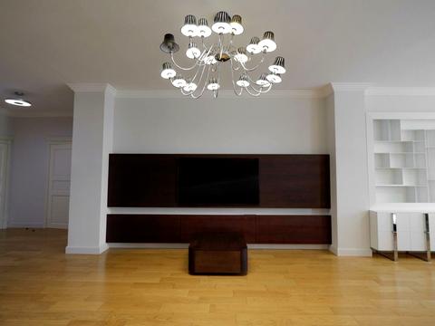 квартира за адресою Київ, Андрія Верхогляда вул. (Михайла Драгомирова), 5