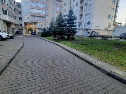 комерційна за адресою Якова Головацького вул., 21