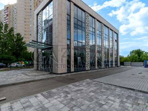 комерційна за адресою Петра Григоренка просп., 10