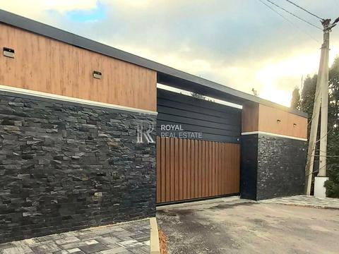 дом по адресу Стежки ул.