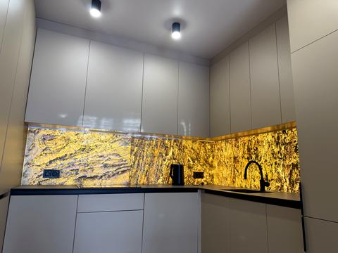 квартира по адресу Салютная ул., 2к18