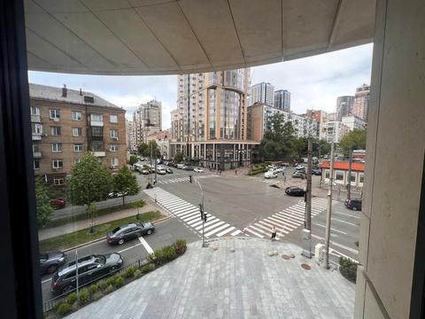 коммерческая по адресу Антоновича ул. (Горького), 118