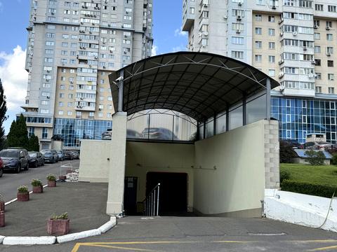 паркоместо по адресу Юрия Шумского ул., 1-В