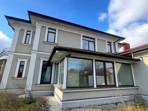 будинок за адресою Кленова вул., 25