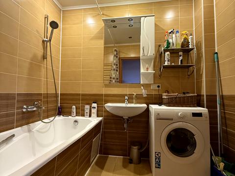 квартира за адресою Драгоманова вул., 1-К