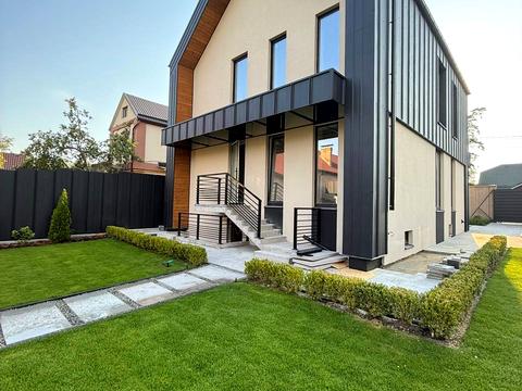 будинок за адресою Миколи Вінграновського вул. (1 Травня)