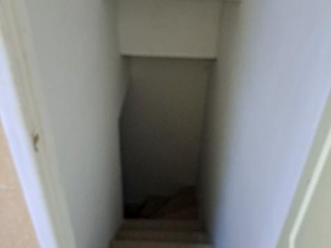 комерційна за адресою Торгова вул., 40