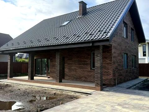 будинок за адресою Юності вул.