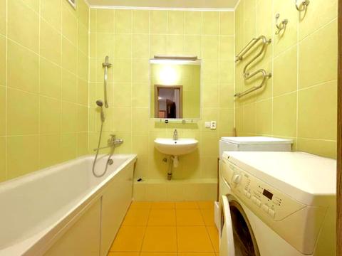квартира за адресою Авіаконструктора Ігоря Сікорського вул. (Танкова), 1