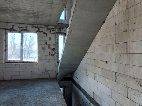 будинок за адресою Дніпровська