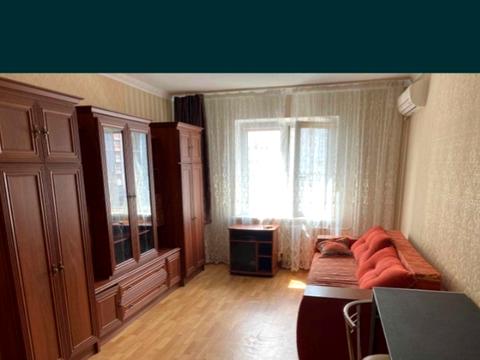 квартира за адресою Драгоманова вул., 1-К