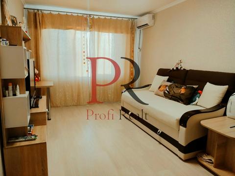 квартира за адресою Зодчих вул., 44