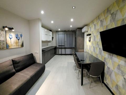 квартира по адресу Юлии Здановской ул. (Ломоносова), 85а