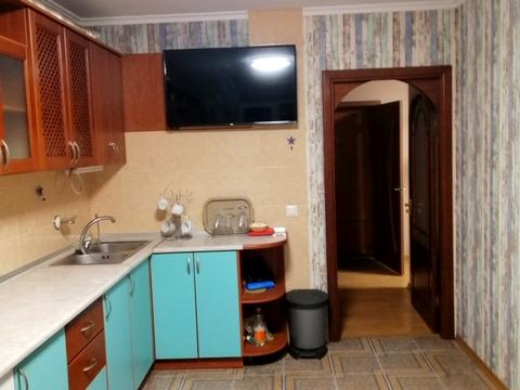 квартира за адресою Євгена Танцюри вул., 18