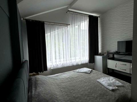 комерційна за адресою Незалежності вул., 95