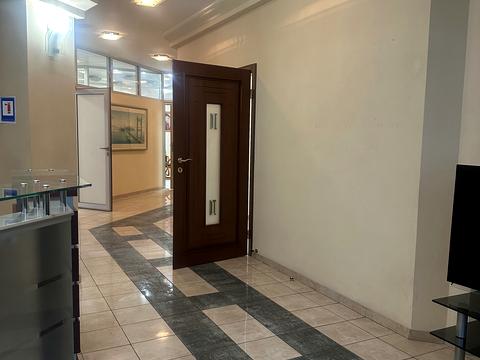 коммерческая по адресу Васильківська, 62/64