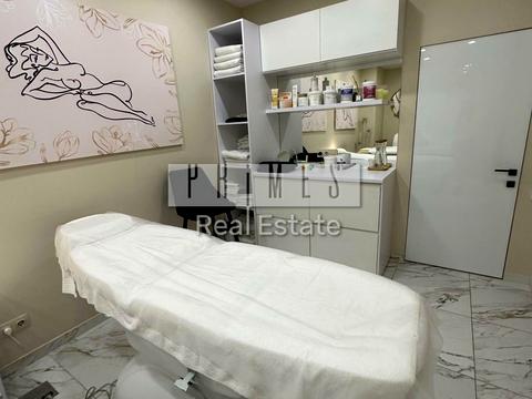 коммерческая по адресу Андрея Верхогляда ул. (Михайла Драгомирова), 14-А