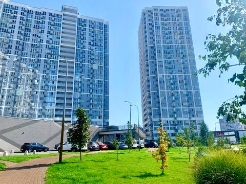 квартира по адресу Ревуцкого ул., 40-В