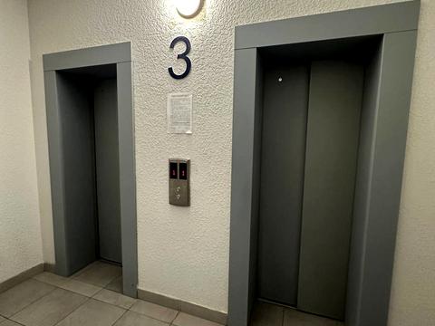 квартира за адресою Київ, Драгоманова вул., 10