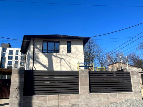 будинок за адресою Тищенка вул.