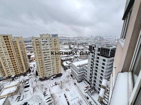 квартира за адресою Митрополита Андрея Шептицького вул. (Анатолія Луначарського), 10