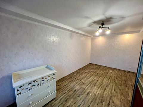 квартира за адресою Кам'янецька вул., 102