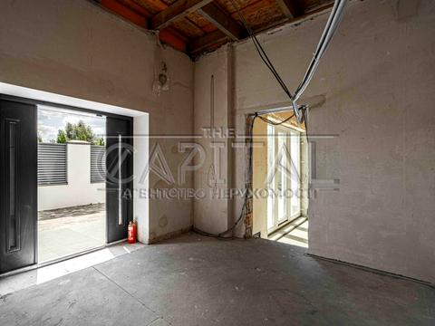 будинок за адресою смт. Козин, Лугова вул.