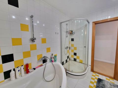 квартира за адресою Володимира Івасюка просп. (Героїв Сталінграду), 12-Д