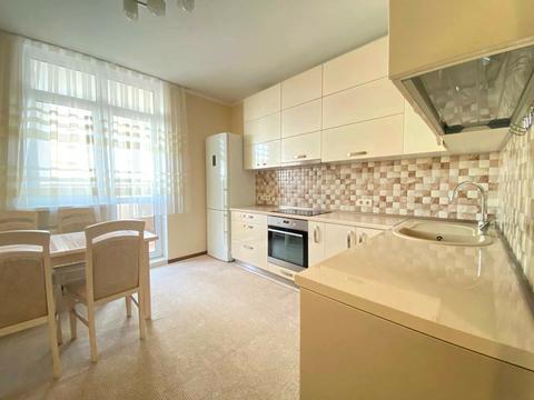 квартира за адресою Воскресенська вул., 16-В