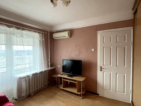 квартира за адресою Богатирська вул., 8