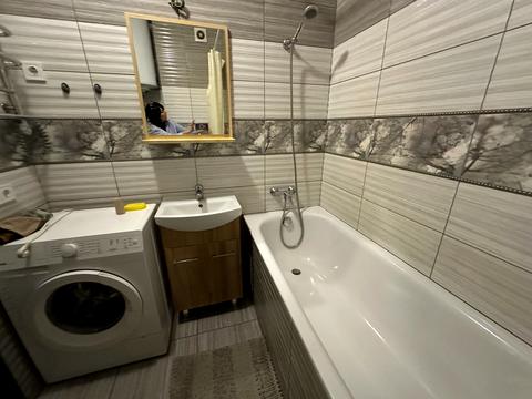 квартира за адресою Академіка Глушкова просп., 9-В