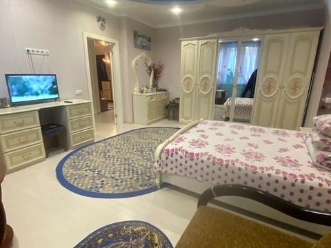 квартира за адресою Анни Ахматової вул., 30